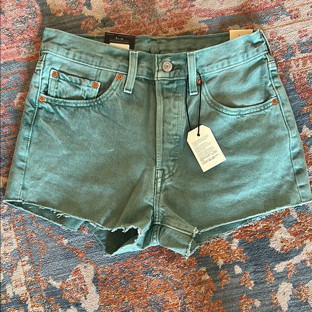 Levi Quality Original Women's Green Denim Shorts brand new!